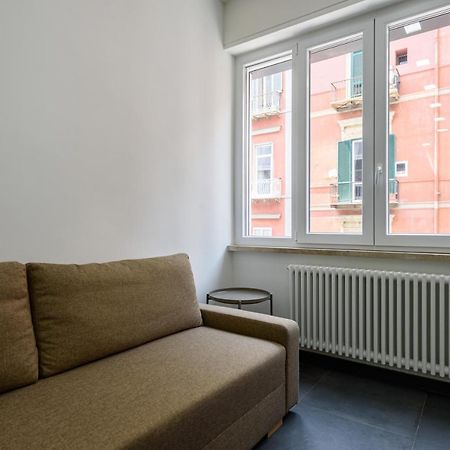 Tommaseo Seaside Apartments Наполи Екстериор снимка